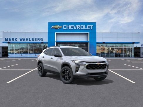 New 2026 Chevrolet Trax LT w/ Driver Confidence Package image 1