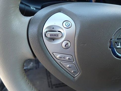 Used 2012 Nissan Leaf SL FWD image 13