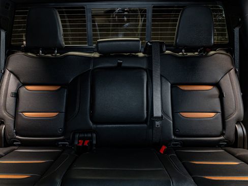 Used 2025 GMC Sierra 2500 AT4 w/ AT4 Premium Plus Package image 27