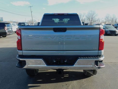 New 2026 Chevrolet Silverado 3500 LT image 8