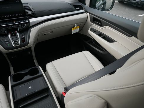 New 2026 Honda Odyssey EX-L image 11