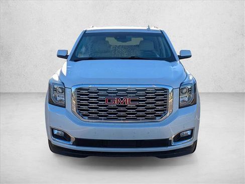 Used 2019 GMC Yukon XL Denali w/ Denali Ultimate Package image 2