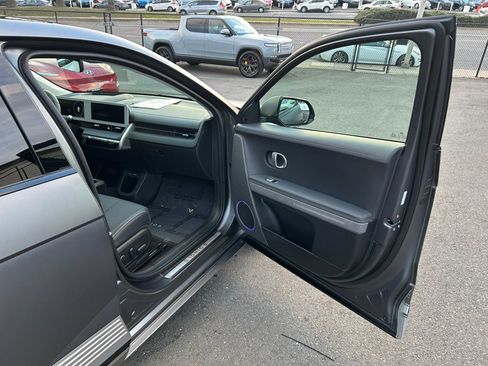 Used 2024 Hyundai Ioniq 5 Limited image 49
