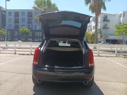 Used 2010 Cadillac SRX Luxury FWD image 9