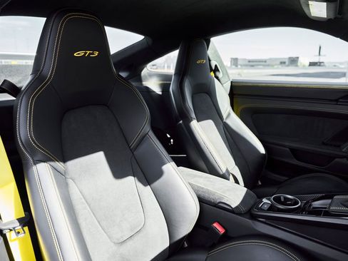 Used 2023 Porsche 911 GT3 image 42