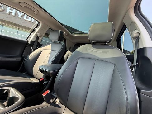 Certified 2024 Hyundai Ioniq 5 Limited AWD/4WD image 12