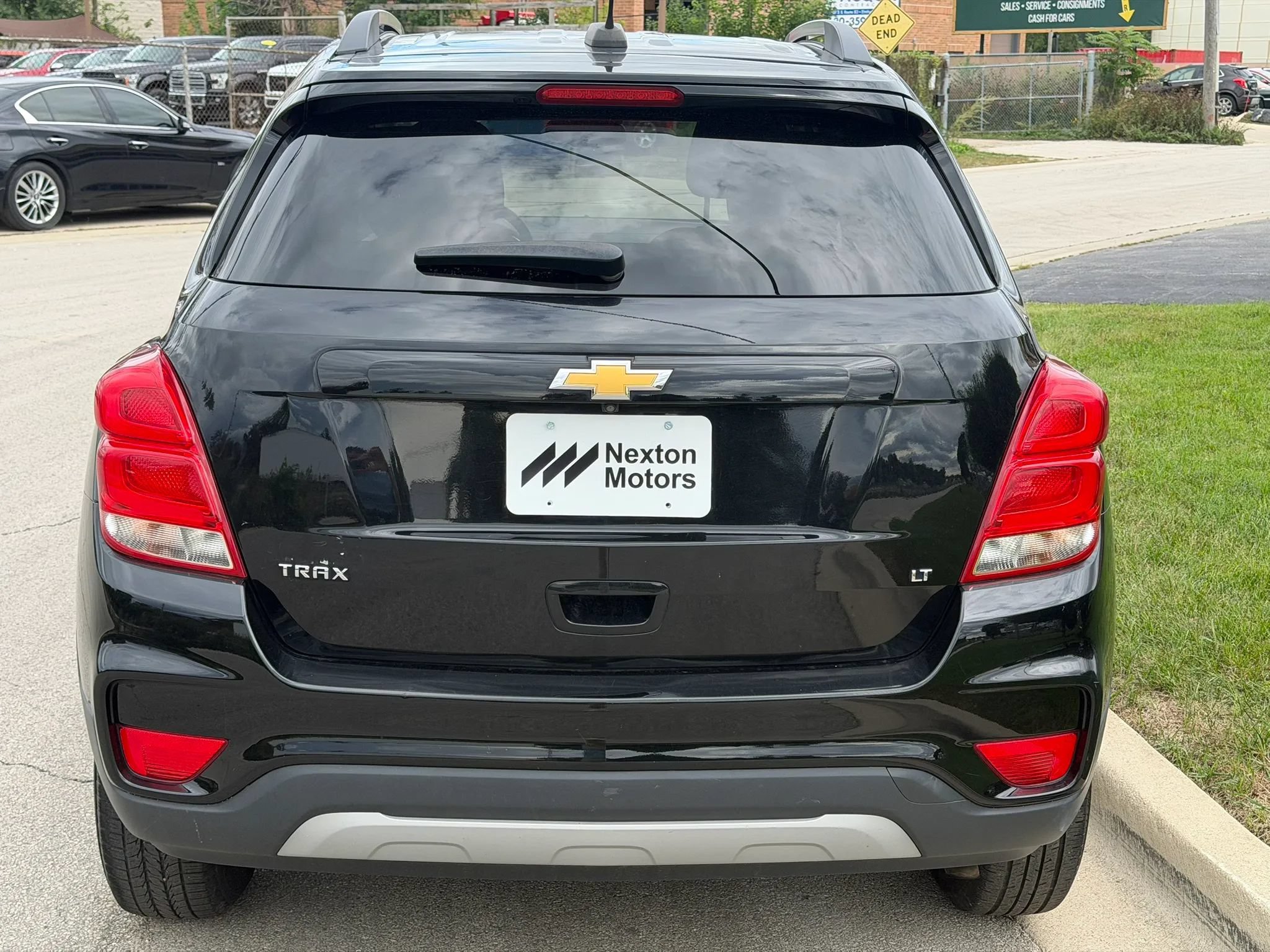 Used 2020 Chevrolet Trax LT FWD image 4