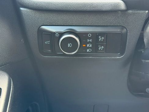 Used 2025 Ford Escape ST-Line Select AWD/4WD image 36