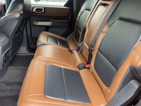 Certified 2023 Ford Bronco Outer Banks w/ Sasquatch Package AWD/4WD image 34