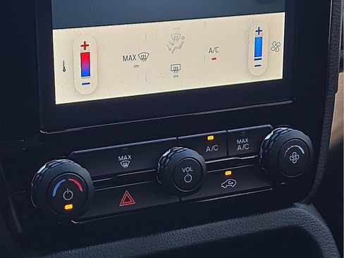 New 2025 Ford Ranger XLT w/ FX4 Off-Road Package image 15