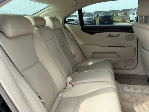 Used 2008 Lexus LS 460 L image 26