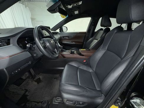 Certified 2022 Toyota Venza XLE image 16