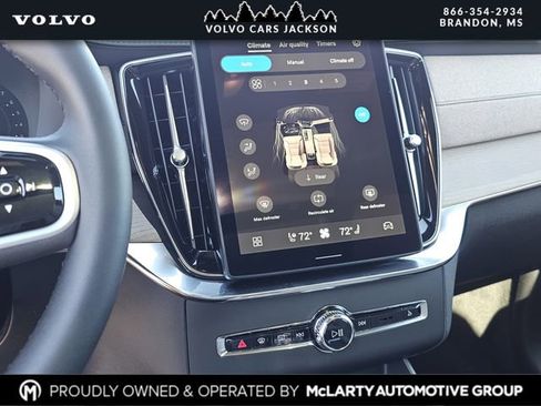 New 2026 Volvo XC90 B6 Plus w/ Protection Package Premier image 10