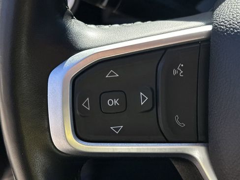 Used 2024 RAM 2500 Big Horn w/ Bed Utility Group image 25