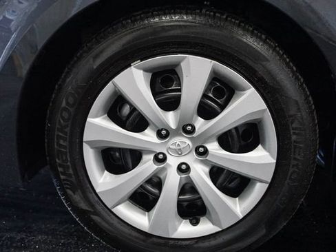 Used 2024 Toyota Corolla LE FWD image 3