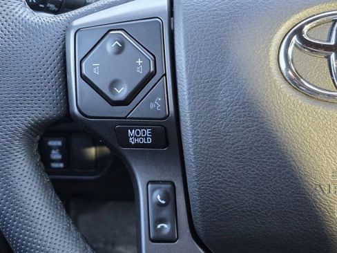 Used 2023 Toyota Tacoma TRD Sport AWD/4WD image 15