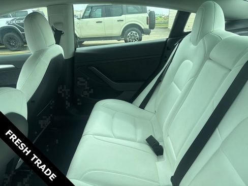 Used 2022 Tesla Model 3 Long Range AWD/4WD image 6