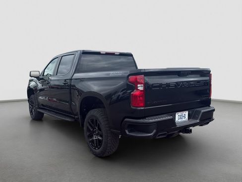 Used 2026 Chevrolet Silverado 1500 Custom Trail Boss w/ Midnight Edition AWD/4WD image 4