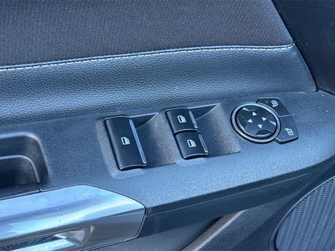 Used 2021 Ford Mustang Convertible w/ 2.3L High Performance Package image 17