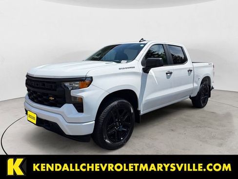 Used 2026 Chevrolet Silverado 1500 Custom AWD/4WD image 1