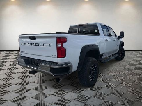 Used 2020 Chevrolet Silverado 2500 LTZ w/ LTZ Premium Package image 6
