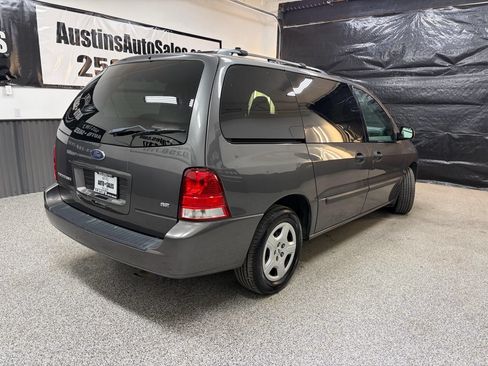 Used 2005 Ford Freestar SE FWD image 3