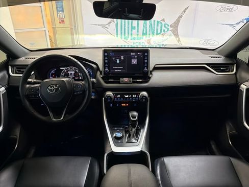 Used 2022 Toyota RAV4 XSE AWD/4WD image 20