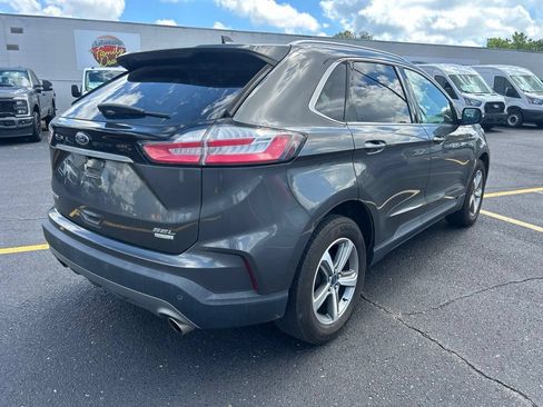 Used 2019 Ford Edge SEL w/ Equipment Group 201A FWD image 5