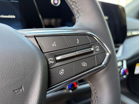 New 2026 Chevrolet Equinox LT w/ Convenience Package II image 19