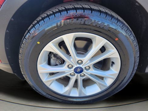 Used 2019 Ford Escape SEL AWD/4WD image 32