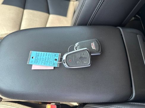 Used 2019 Cadillac XT5 Luxury AWD/4WD image 35