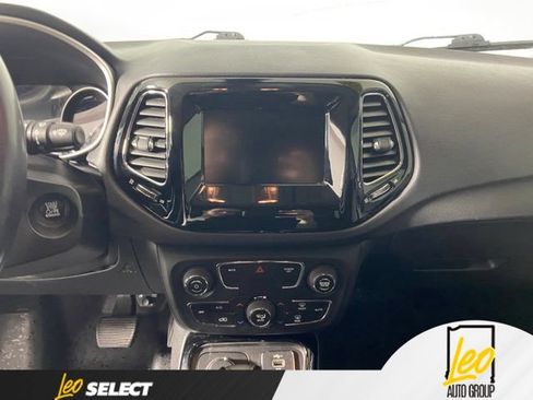 Used 2020 Jeep Compass Latitude AWD/4WD image 15