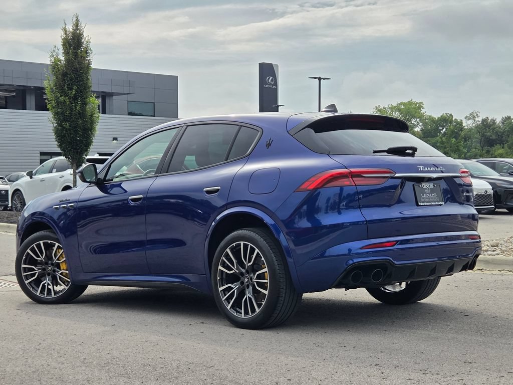 Used 2023 Maserati Grecale Modena AWD/4WD image 30