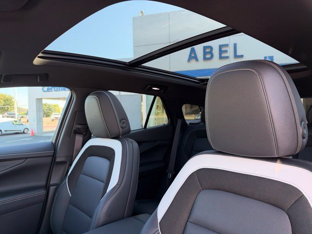 Used 2024 Chevrolet Blazer EV LT AWD/4WD image 14