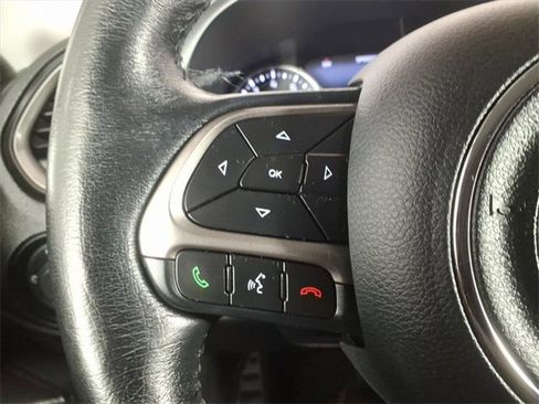 Certified 2022 Jeep Renegade Limited image 16