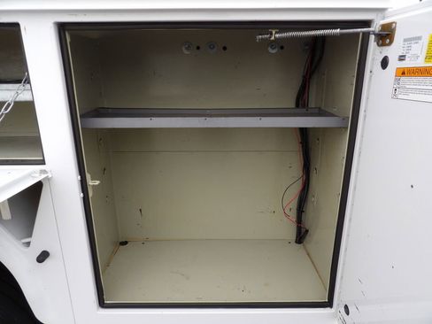 Used 2015 Ford F550 2WD Regular Cab Super Duty w/ Power Equipment Group image 55