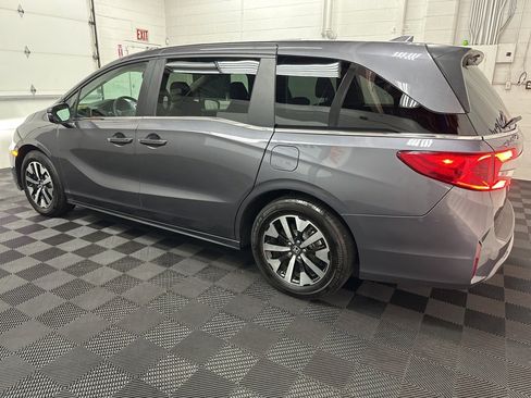 Used 2025 Honda Odyssey EX-L image 6