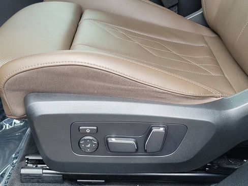 Used 2025 BMW X3 xDrive30i AWD/4WD image 25