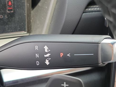 New 2026 GMC Terrain Elevation FWD image 17