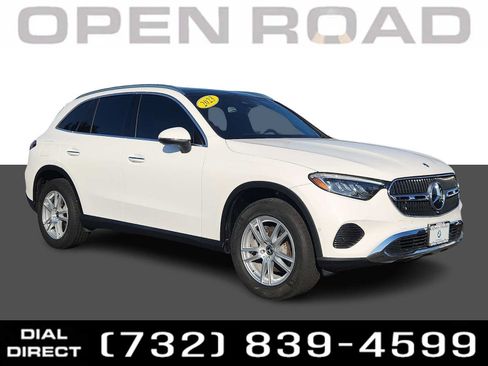 Used 2023 Mercedes-Benz GLC 300 4MATIC image 1