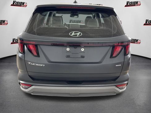 Used 2025 Hyundai Tucson SE AWD/4WD image 6