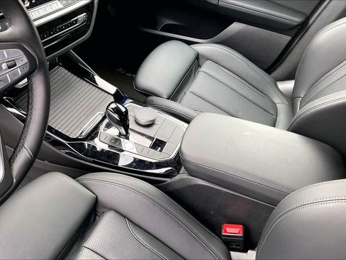 Used 2023 BMW X3 sDrive30i w/ Premium Package image 17