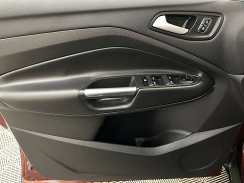 Used 2018 Ford Escape SEL AWD/4WD image 21