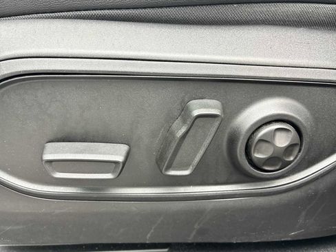 Certified 2024 Jeep Grand Cherokee L Laredo AWD/4WD image 14