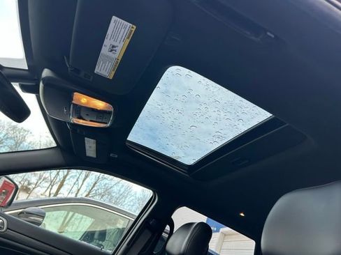 Used 2019 Jeep Grand Cherokee Altitude image 27