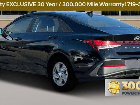 New 2025 Hyundai Elantra SE image 8