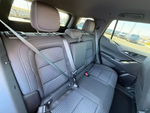 New 2026 Chevrolet Equinox LT image 17