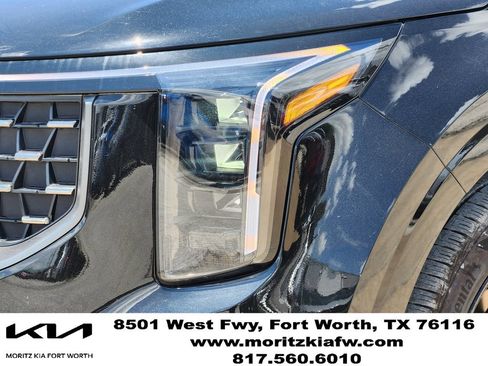 New 2026 Kia Carnival SX w/ SX Dark Edition Package FWD image 5