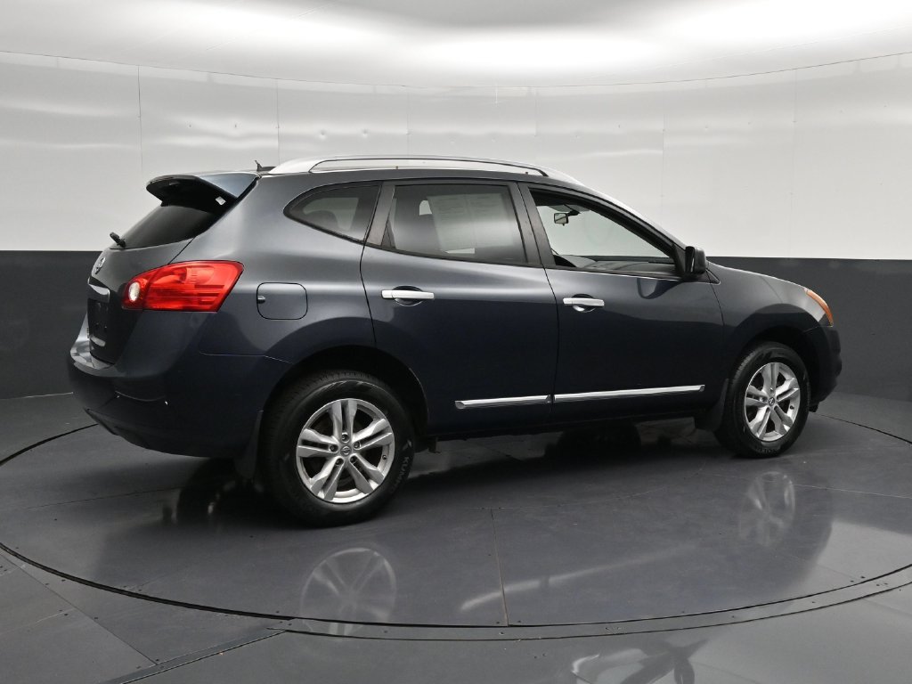 Used 2015 Nissan Rogue S w/ Convenience Package FWD image 3