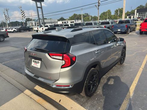 Certified 2023 GMC Terrain AT4 w/ Infotainment Package II image 5